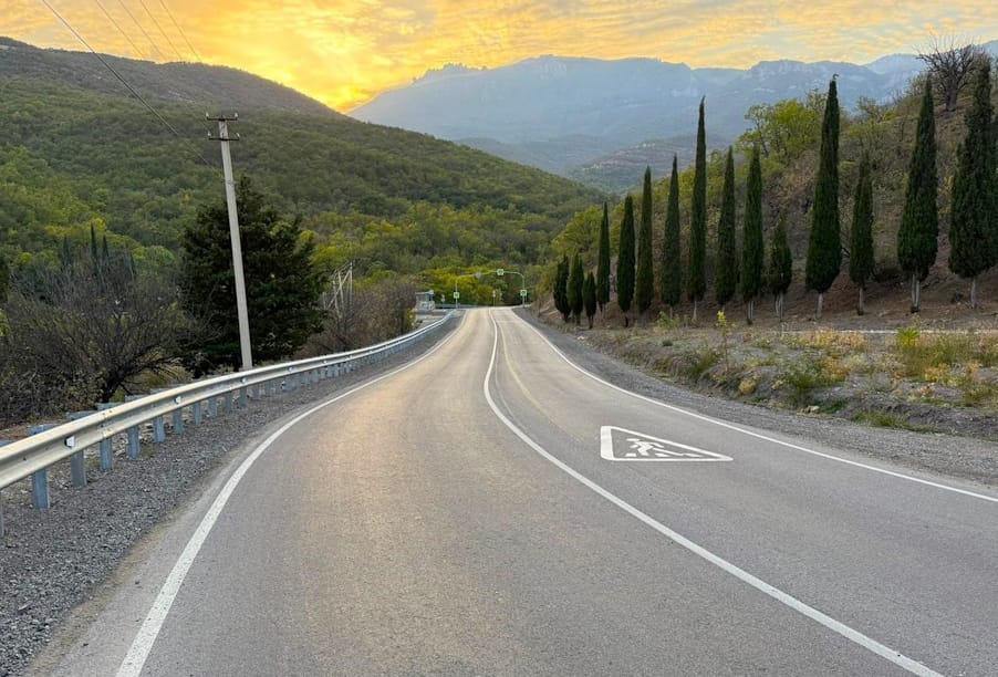 В Республике Крым отремонтировано 20 км трассы Алушта – Судак – Феодосия